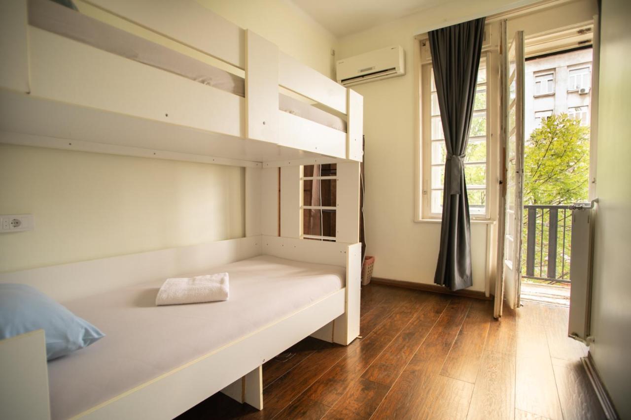 All In Hostel Belgrade Exterior photo